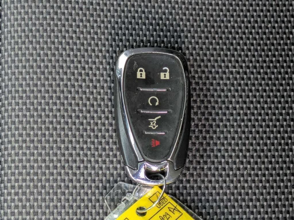 Thumbnail: 2021 Chevrolet Traverse - 31