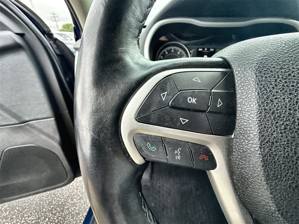 Thumbnail: 2014 Jeep Cherokee - 22