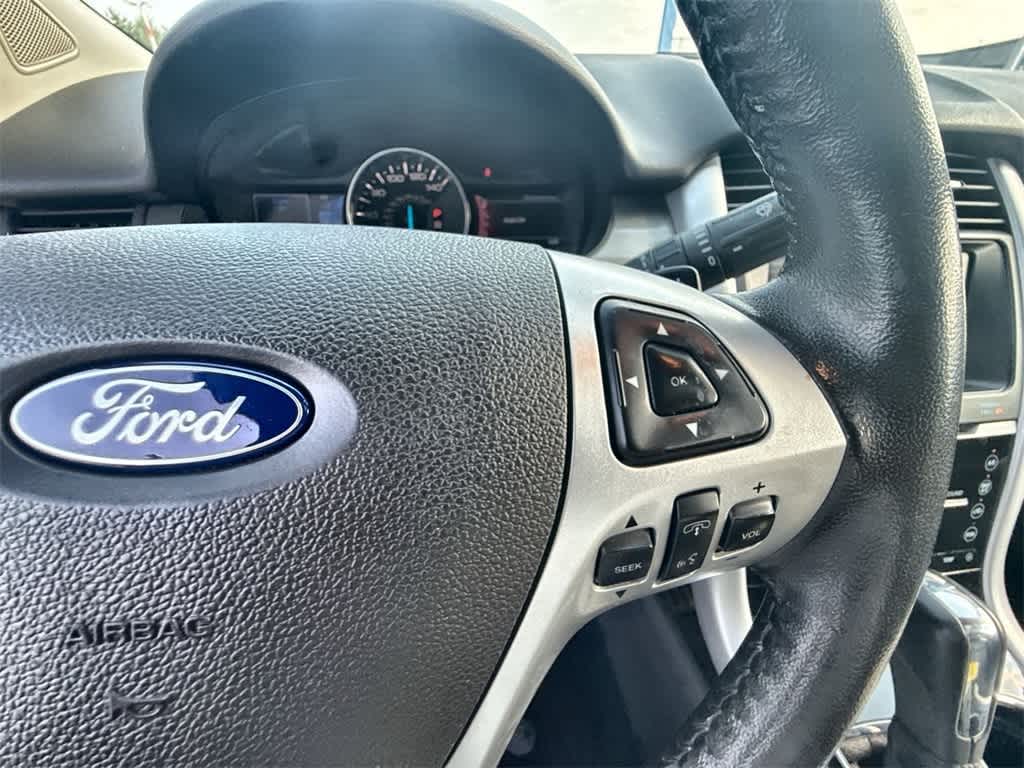 Thumbnail: 2013 Ford Edge - 24