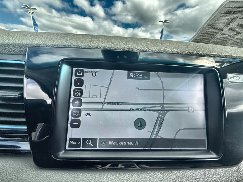 Thumbnail: 2019 Kia Niro - 27