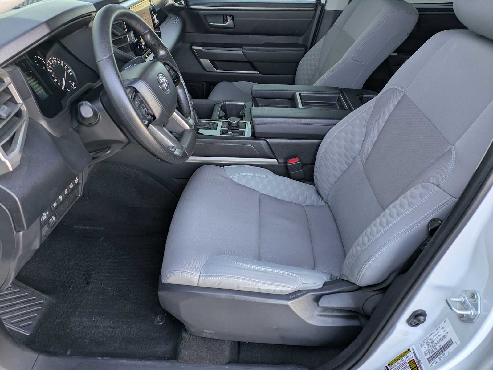 Thumbnail: 2023 Toyota Tundra - 15