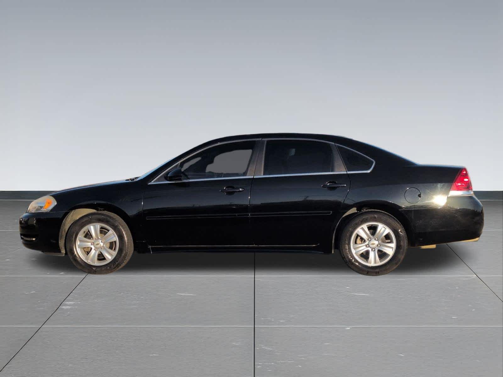 Thumbnail: 2014 Chevrolet Impala - 3