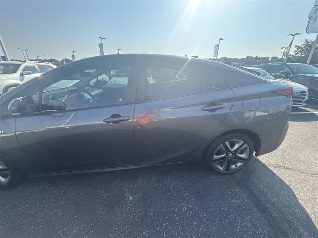 Thumbnail: 2019 Toyota Prius - 4