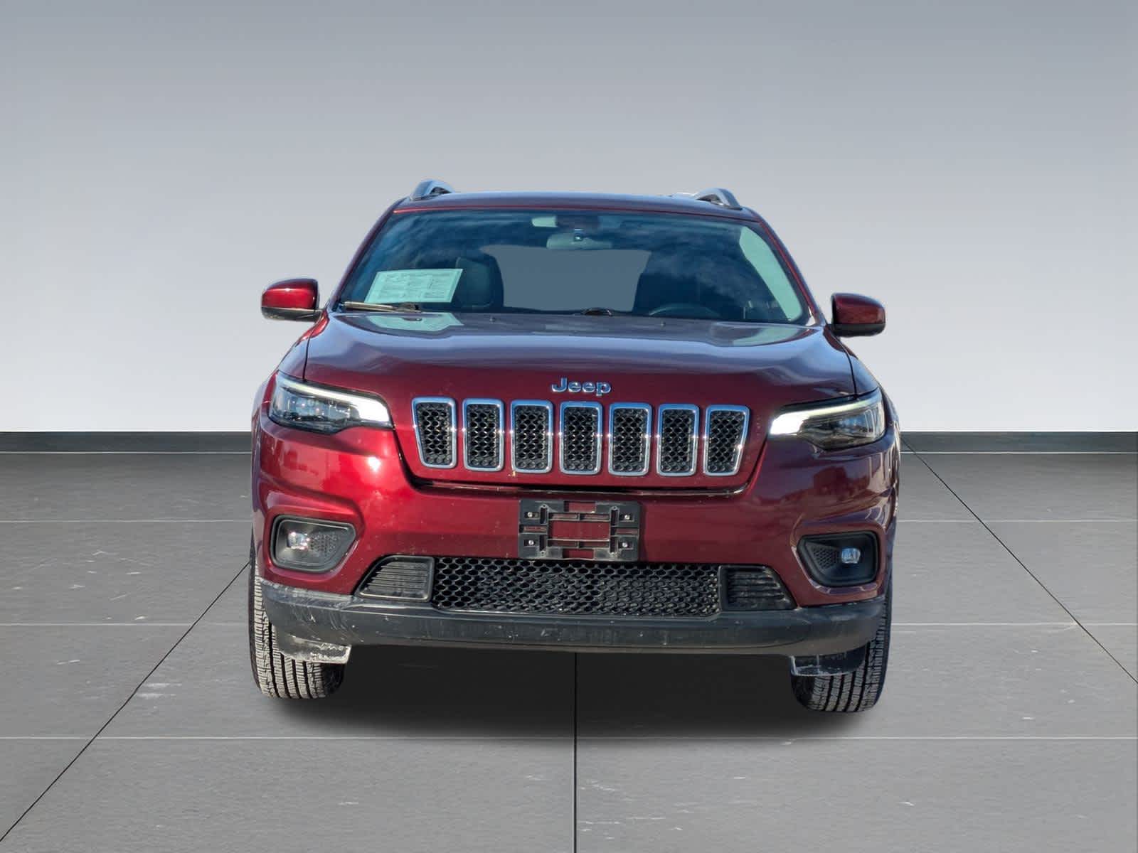 Thumbnail: 2019 Jeep Cherokee - 9