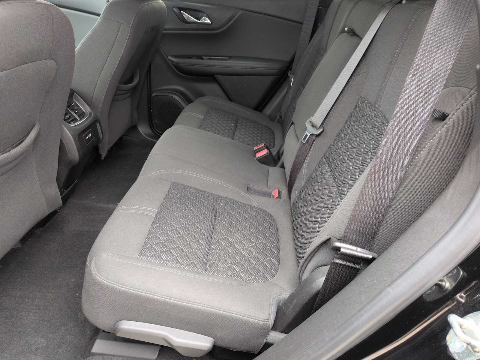 Thumbnail: 2019 Chevrolet Blazer - 19