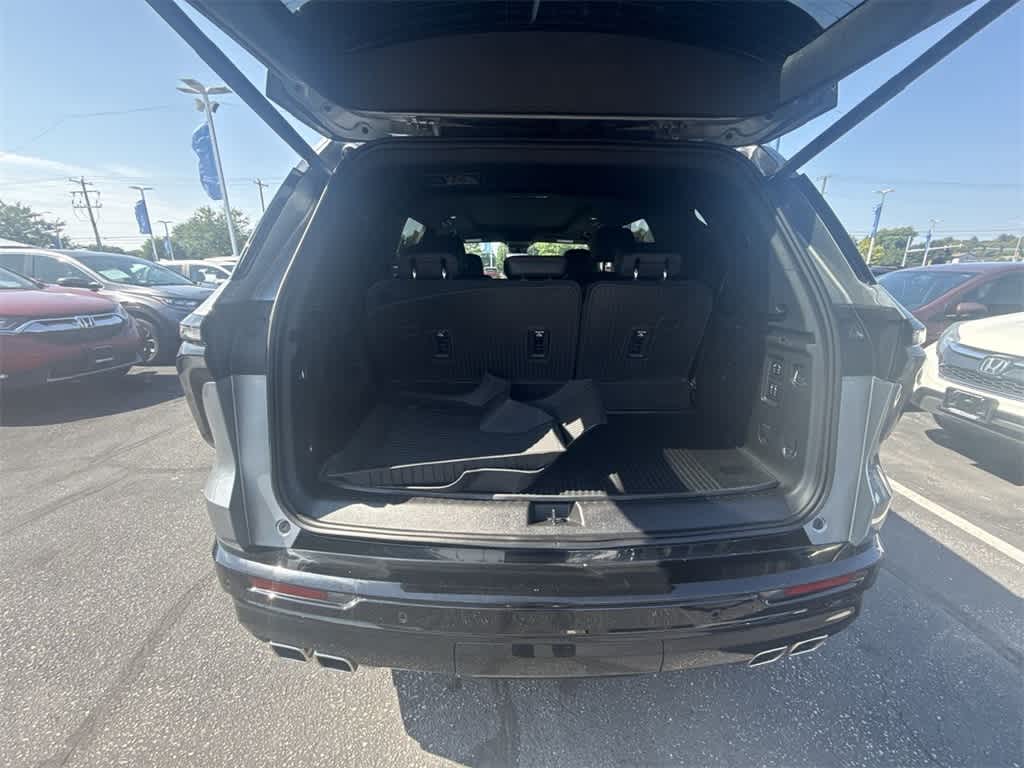 Thumbnail: 2024 Chevrolet Traverse - 35