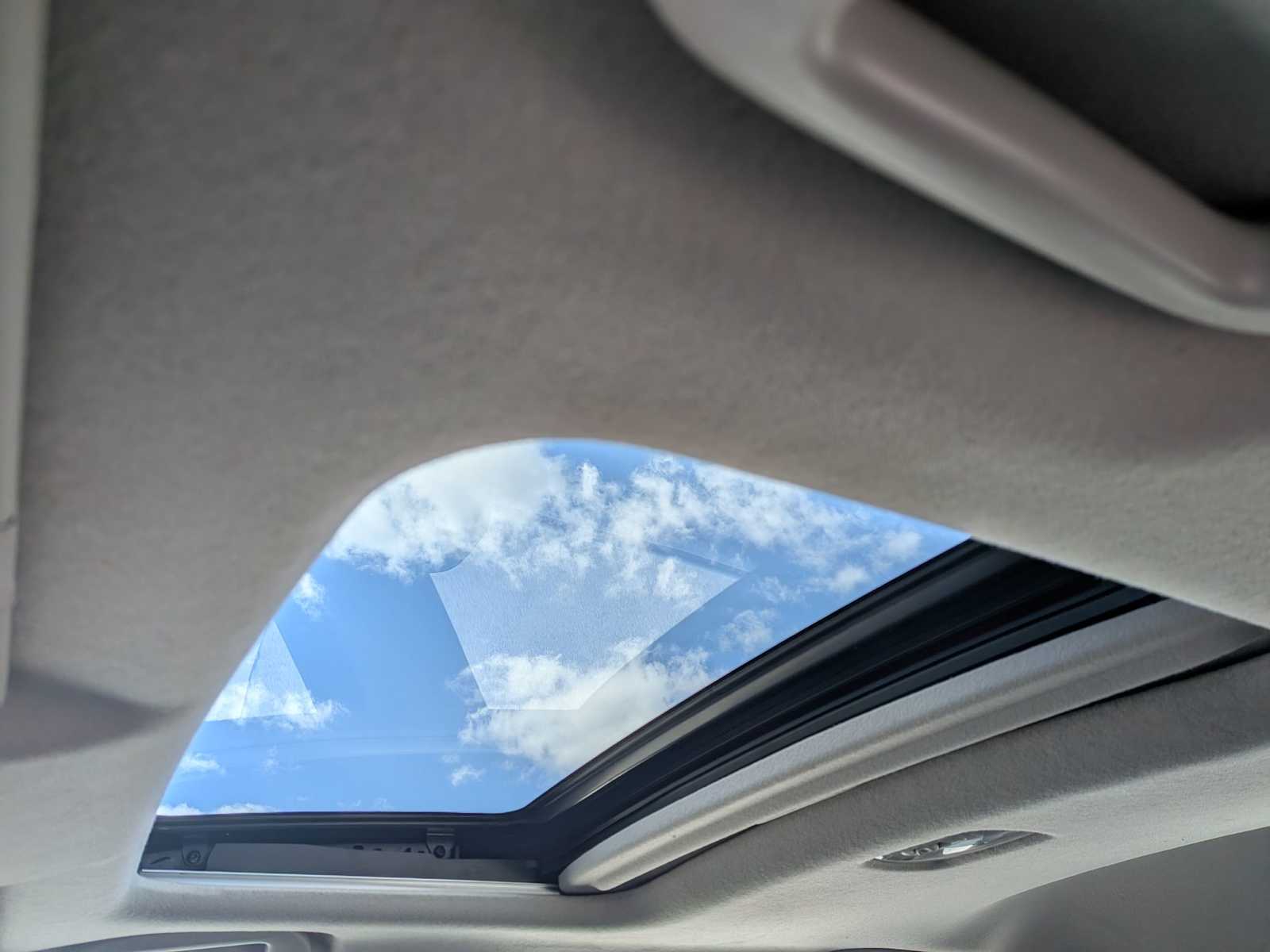 Thumbnail: 2015 Honda Fit - 16