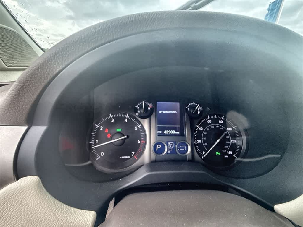 Thumbnail: 2016 Lexus GX - 33