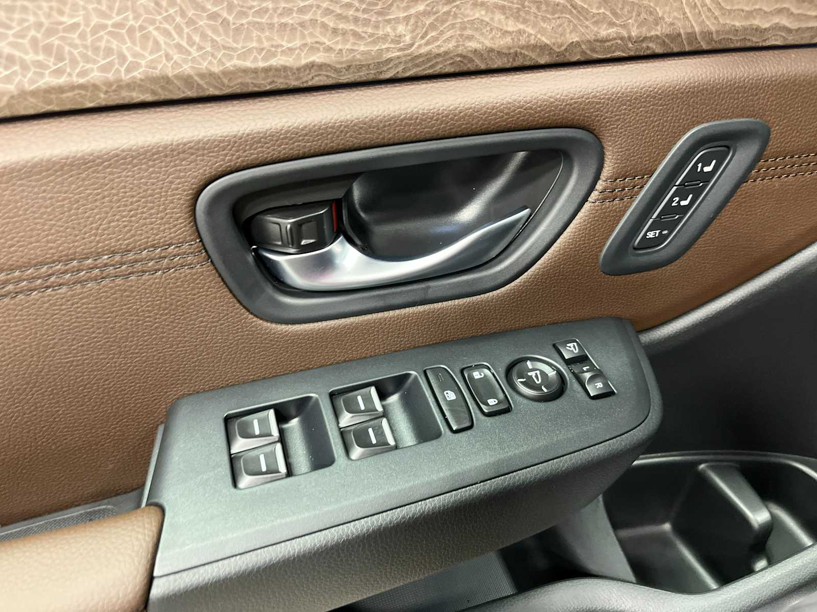 Thumbnail: 2026 Honda Pilot - 13