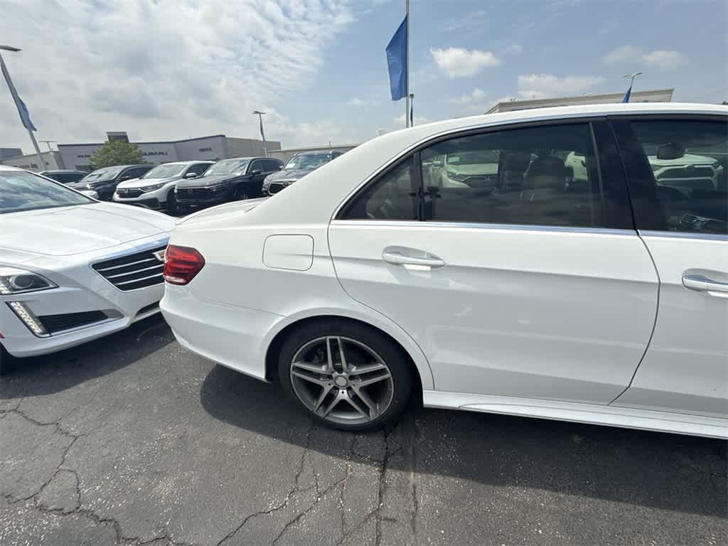 Thumbnail: 2015 Mercedes-Benz E-Class - 6