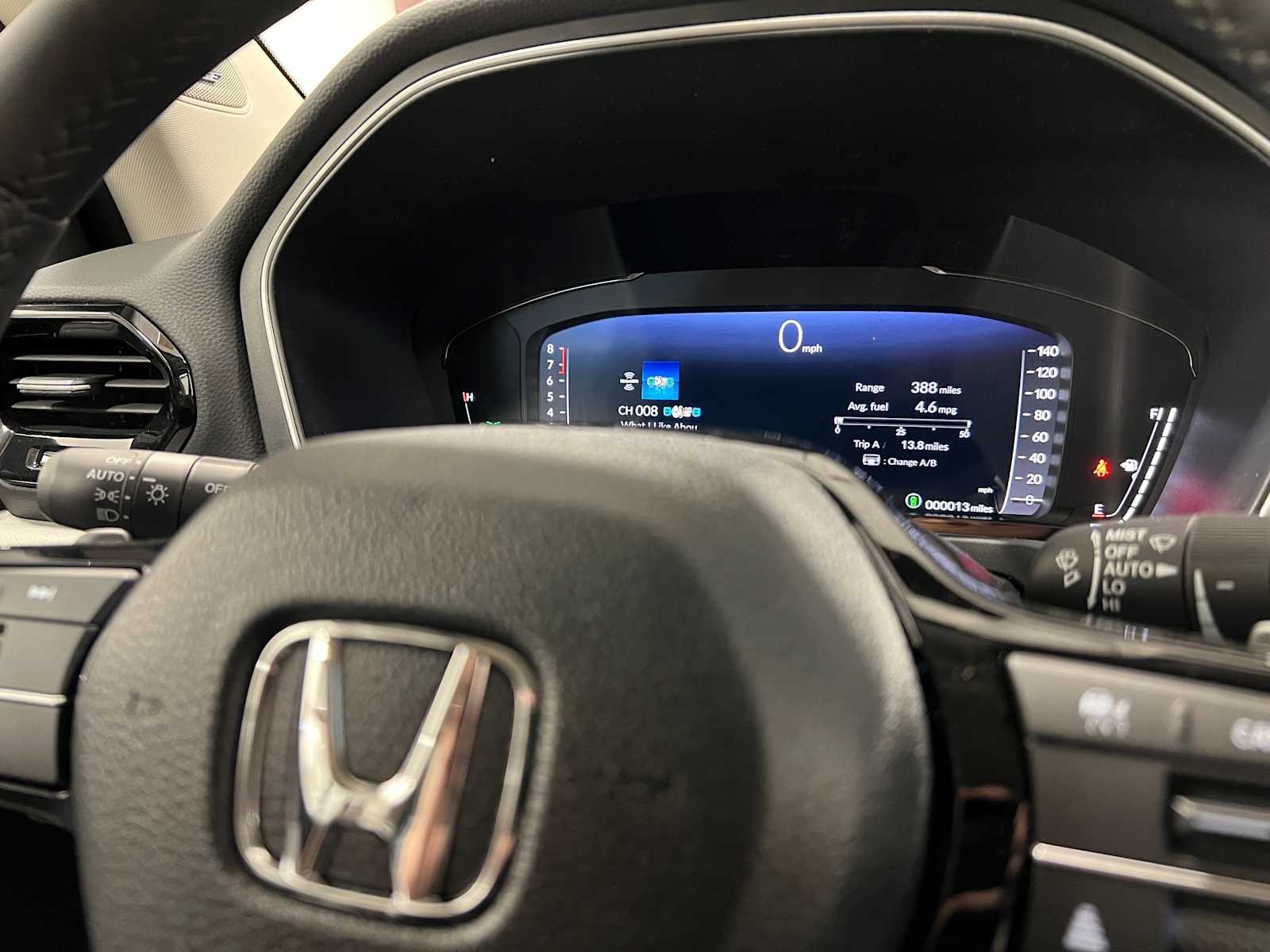 2025 Honda Pilot Elite 28
