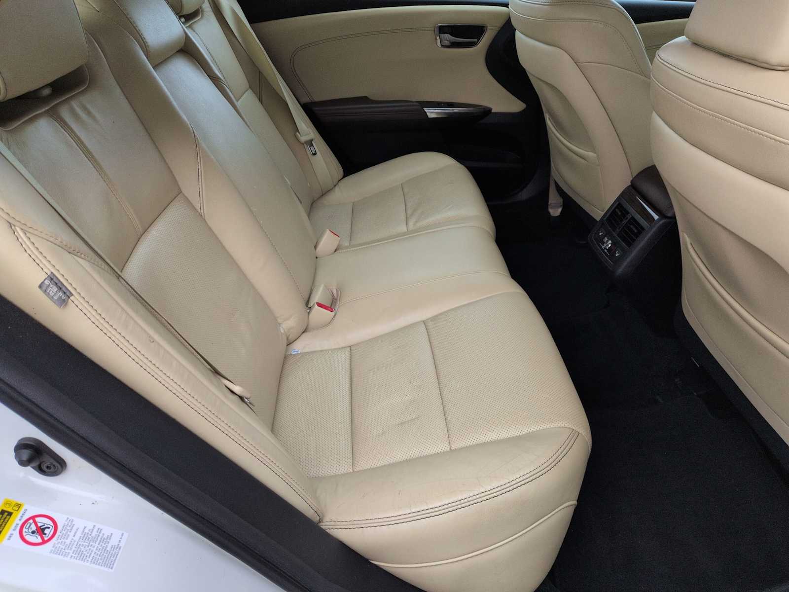 Thumbnail: 2013 Toyota Avalon - 17