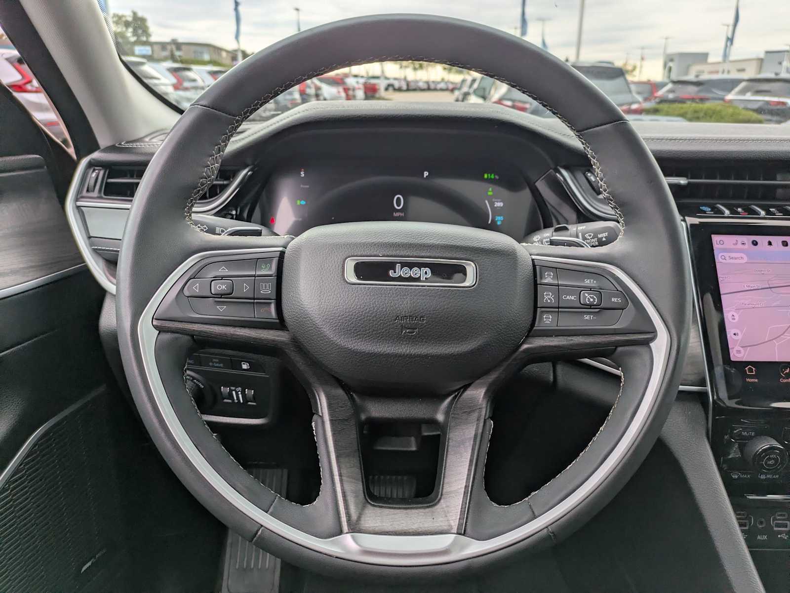 Thumbnail: 2024 Jeep Grand Cherokee - 23