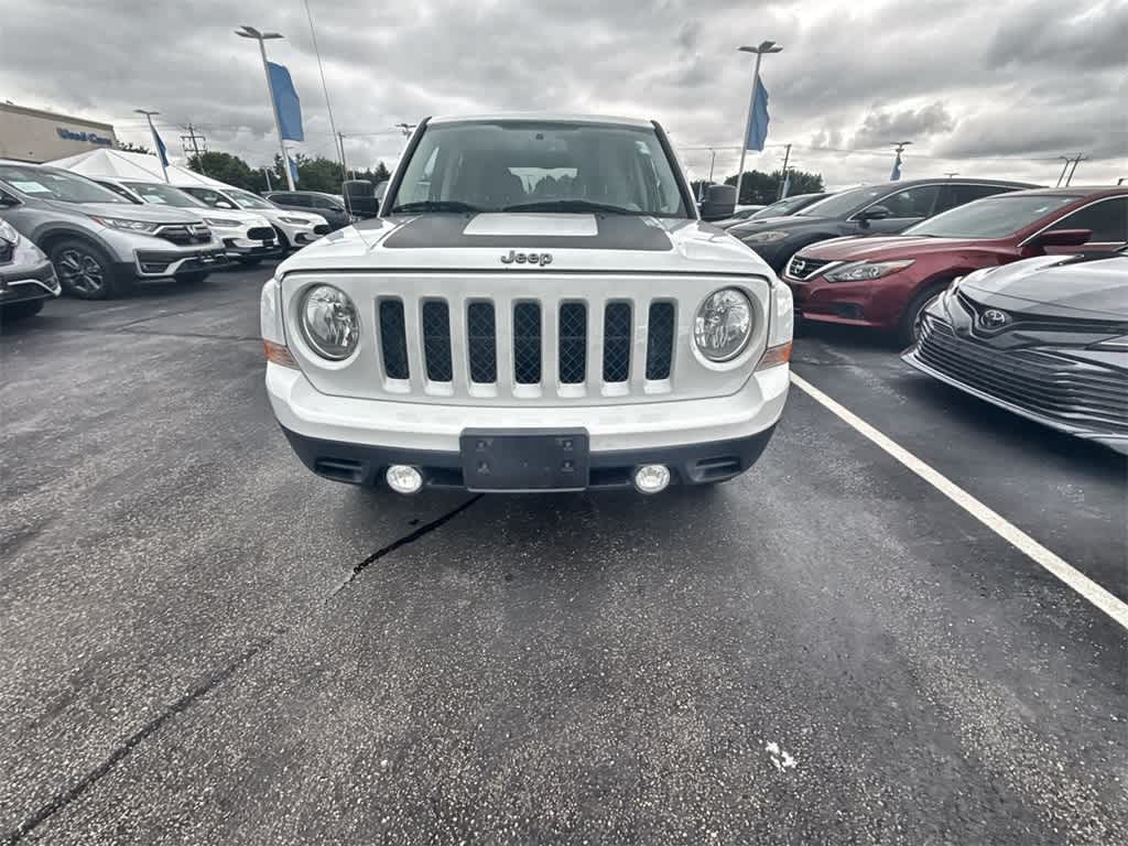 Thumbnail: 2016 Jeep Patriot - 9