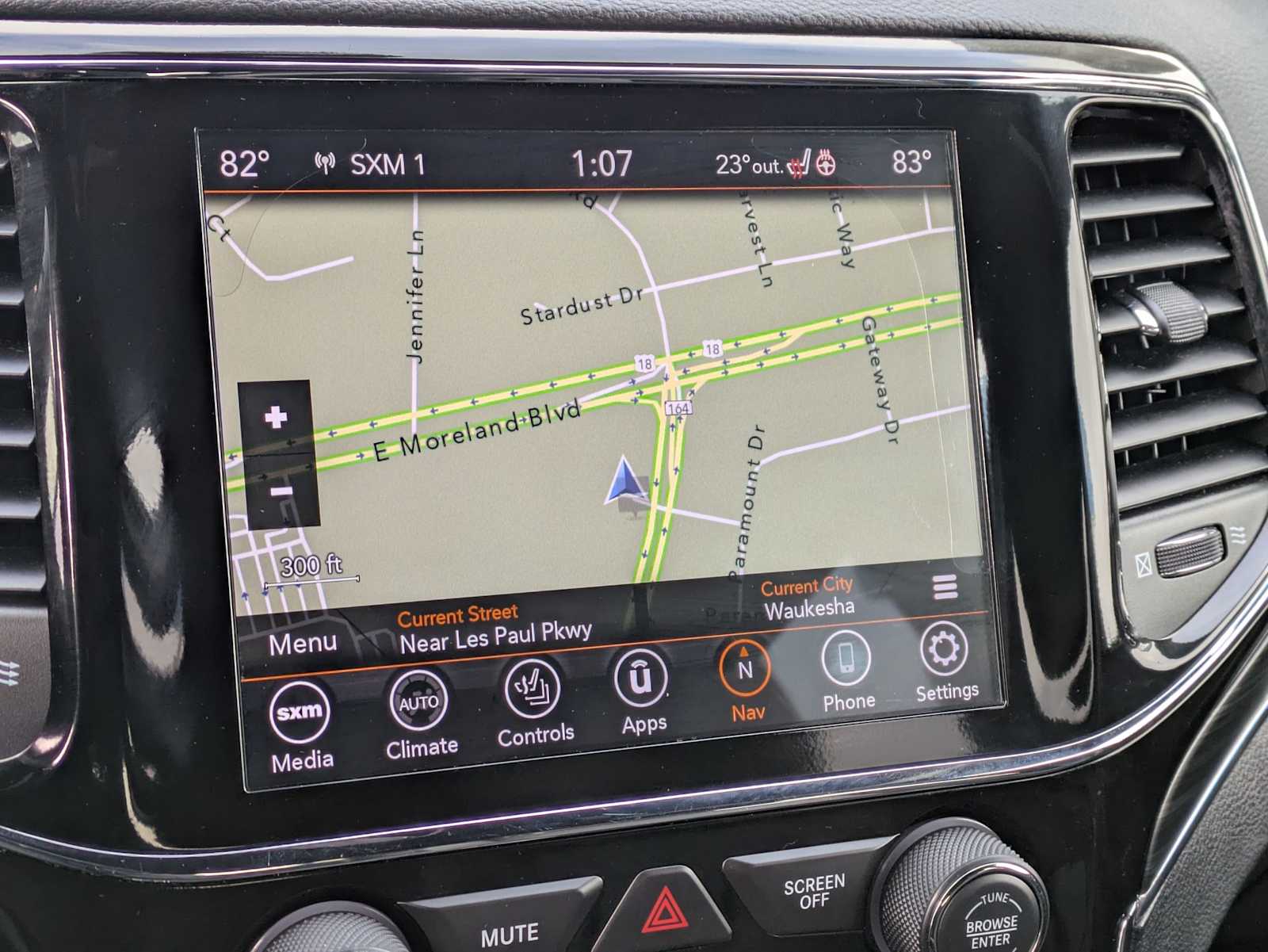 Thumbnail: 2020 Jeep Grand Cherokee - 27