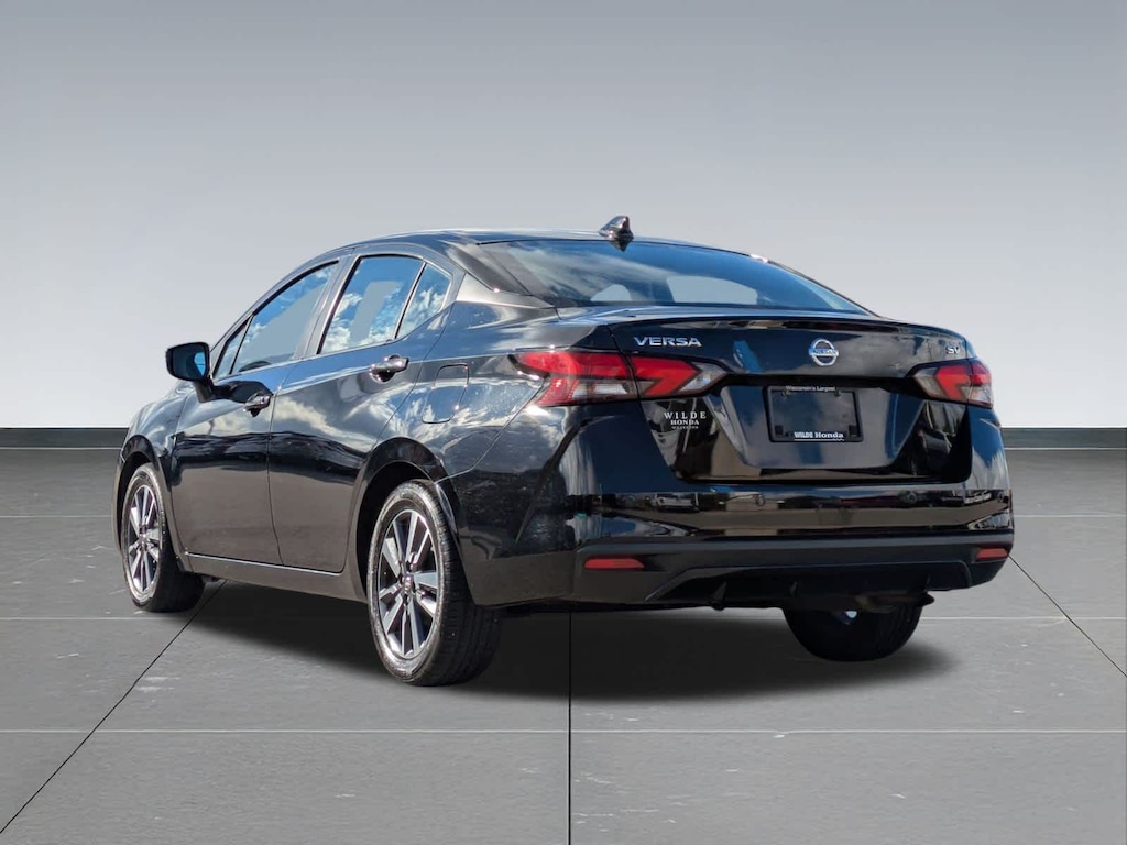 Used 2020 Nissan Versa 1.6 SV Sedan