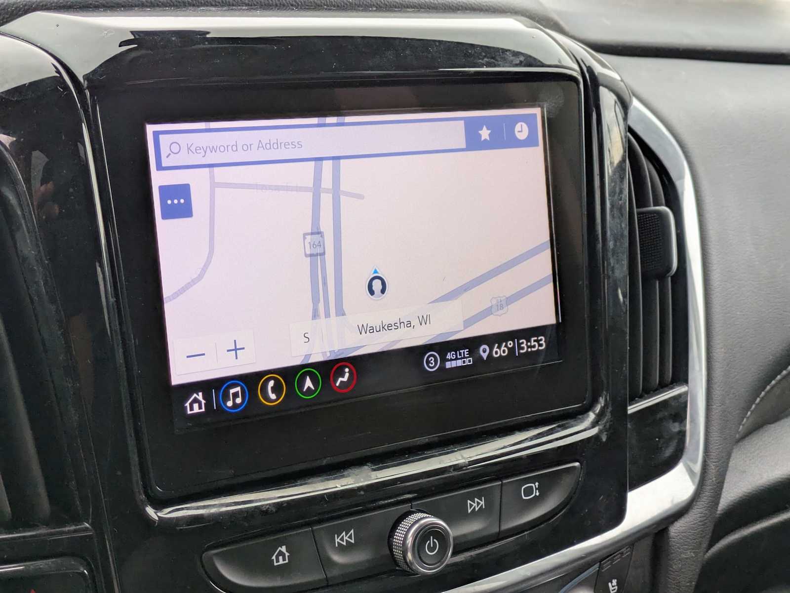 Thumbnail: 2020 Chevrolet Traverse - 30