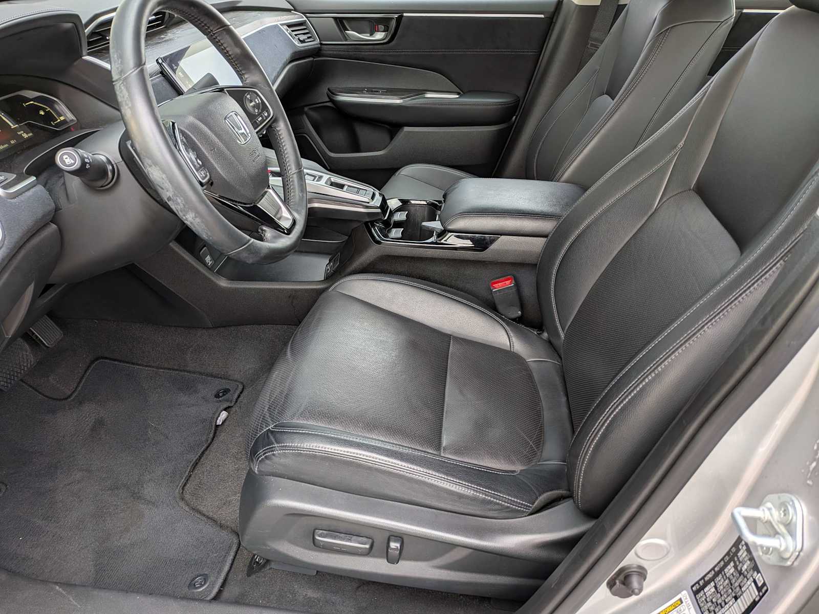 Thumbnail: 2018 Honda Clarity - 15