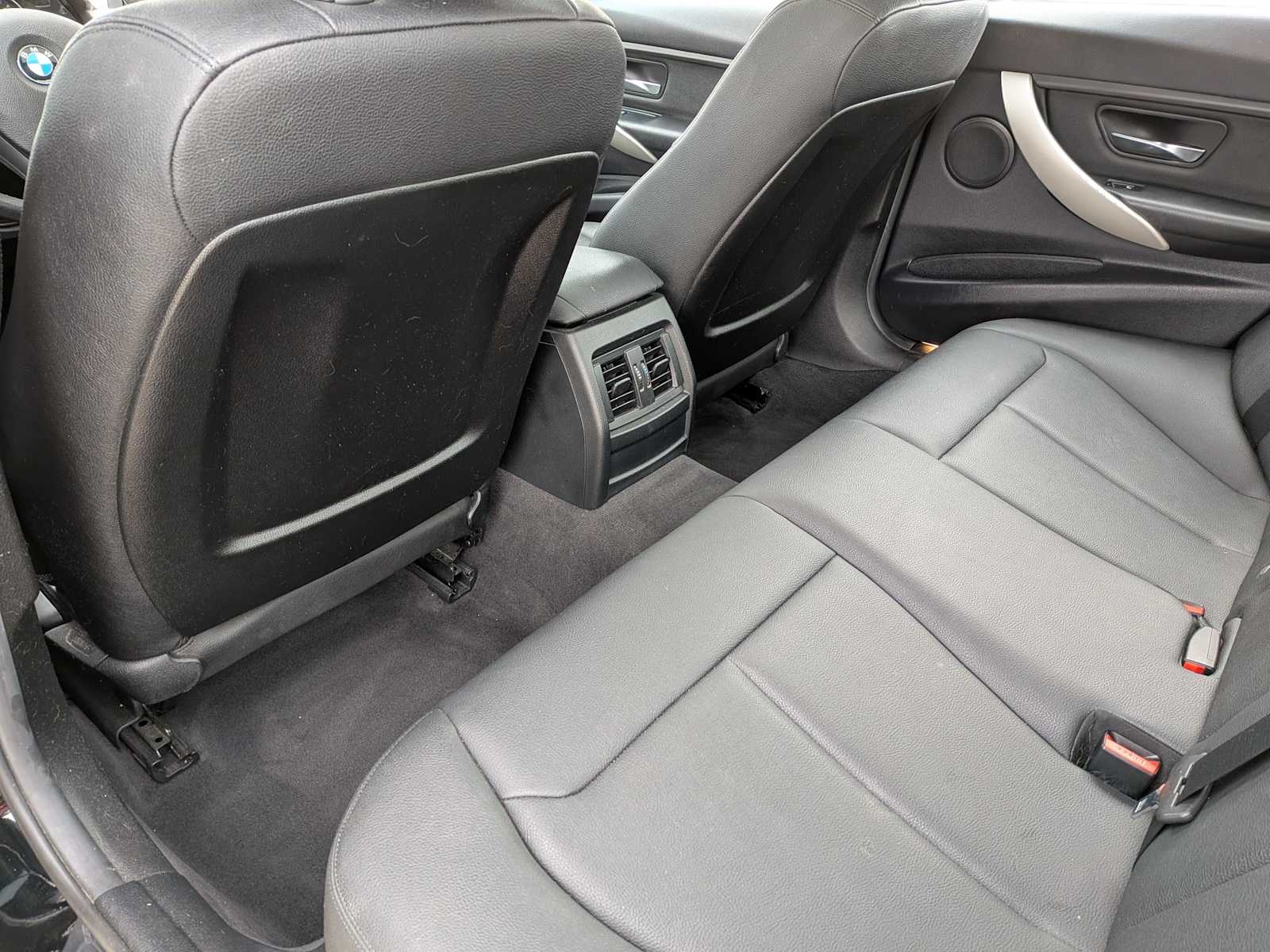 Thumbnail: 2015 BMW 3 Series - 16