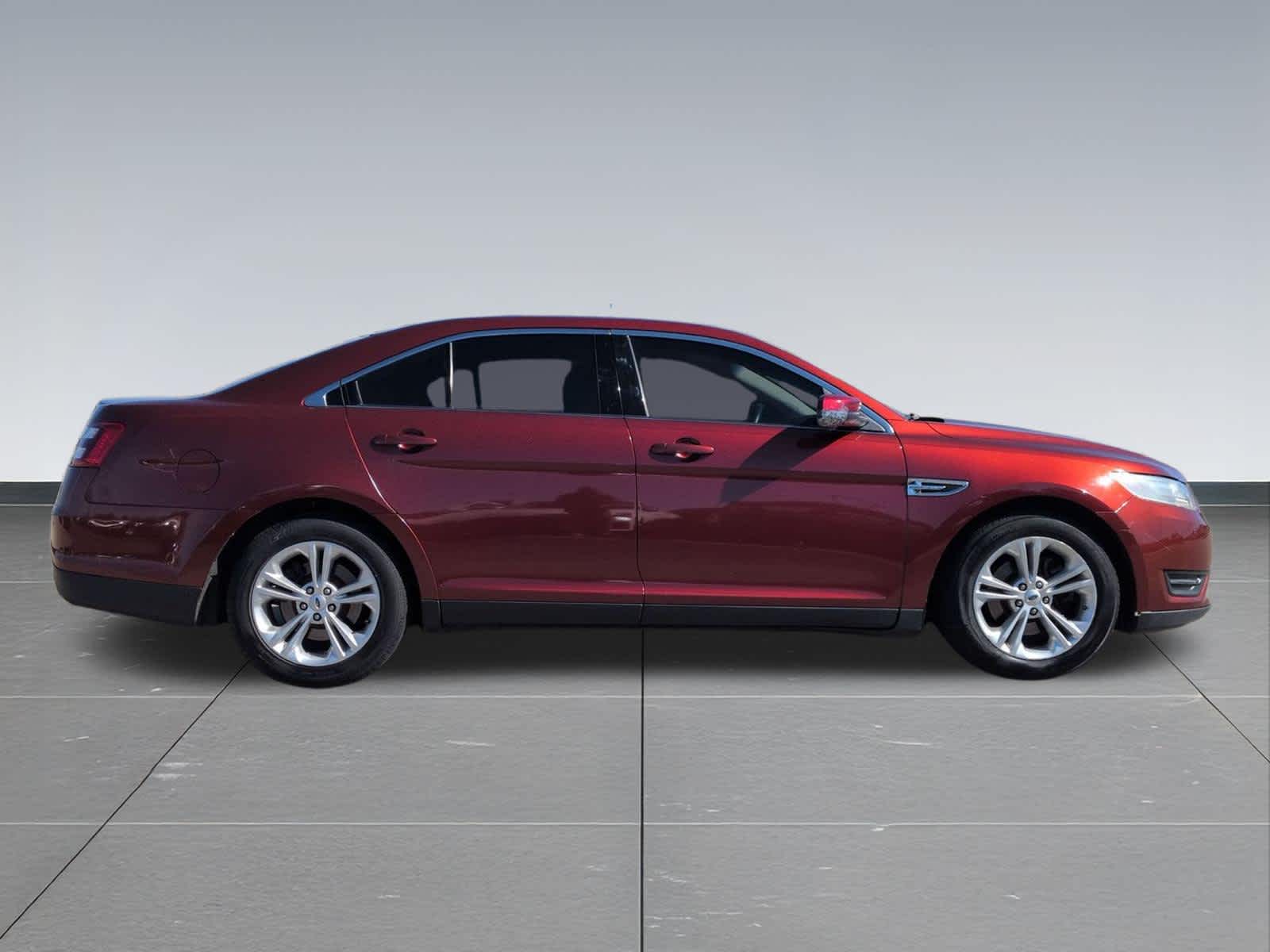 Thumbnail: 2014 Ford Taurus - 7