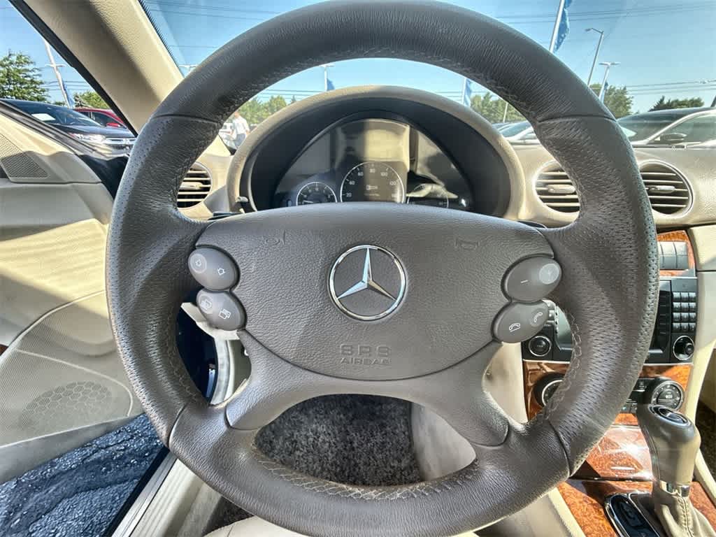 Thumbnail: 2008 Mercedes-Benz CLK - 21