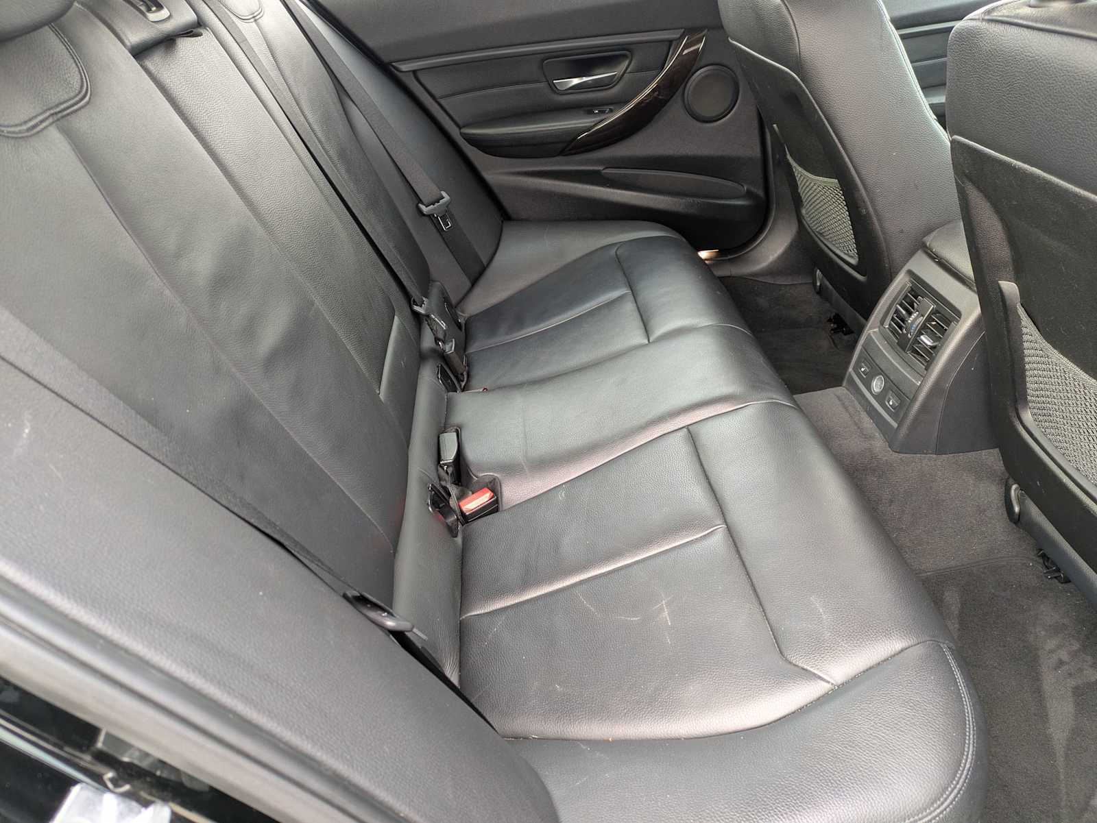 Thumbnail: 2014 BMW 3 Series - 20