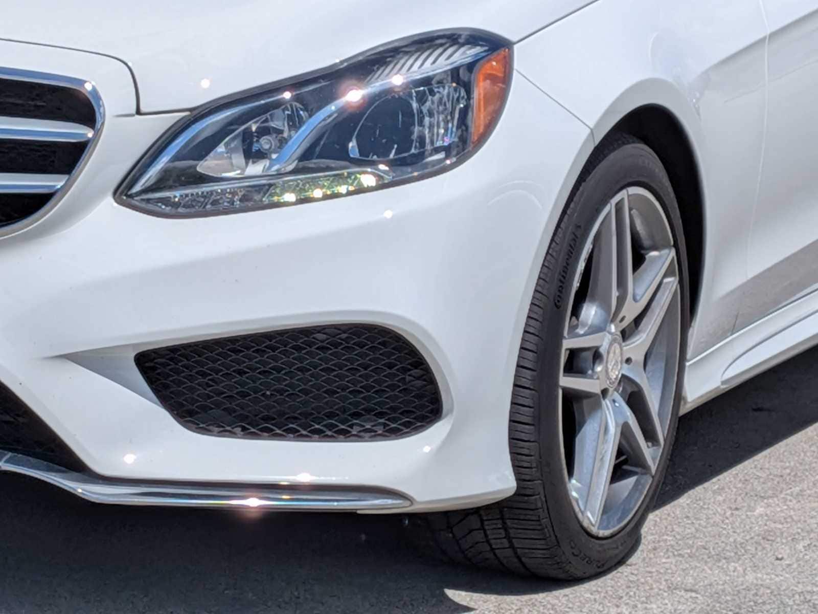 Thumbnail: 2014 Mercedes-Benz E-Class - 10