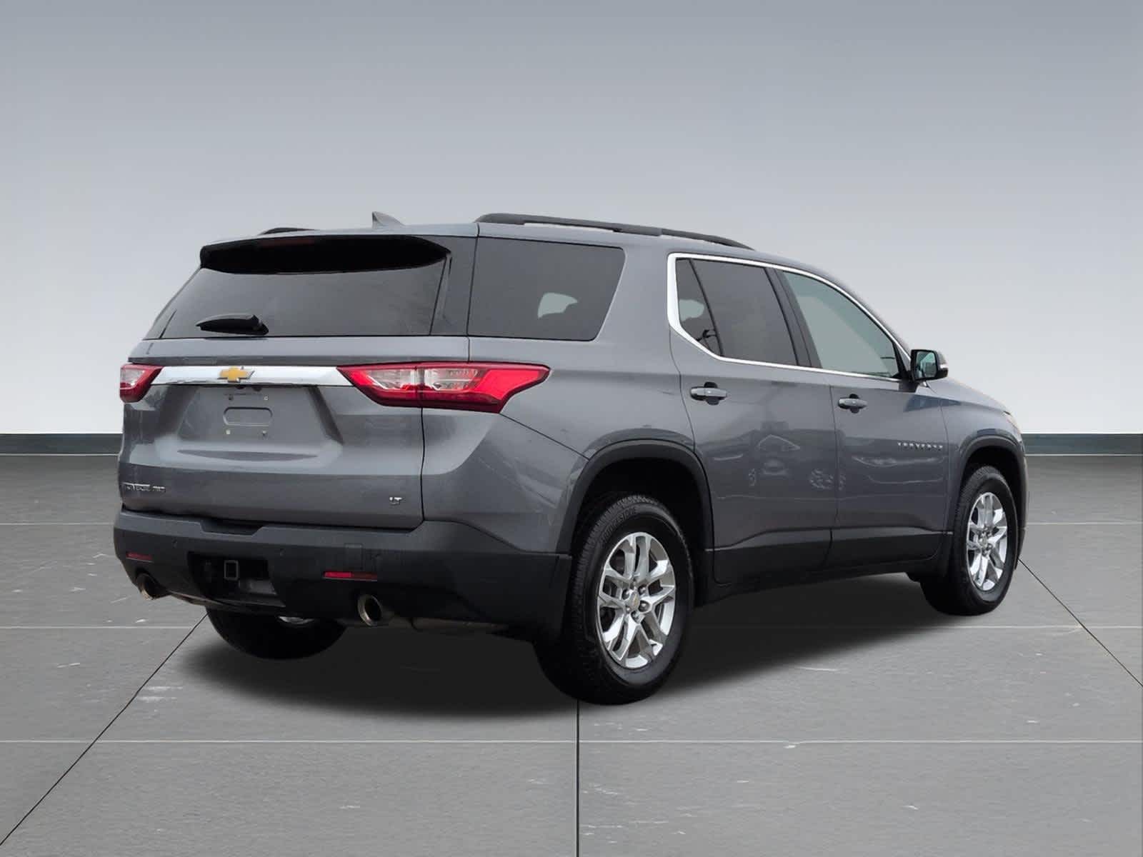 Thumbnail: 2019 Chevrolet Traverse - 6