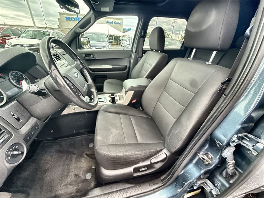 Thumbnail: 2012 Ford Escape - 15