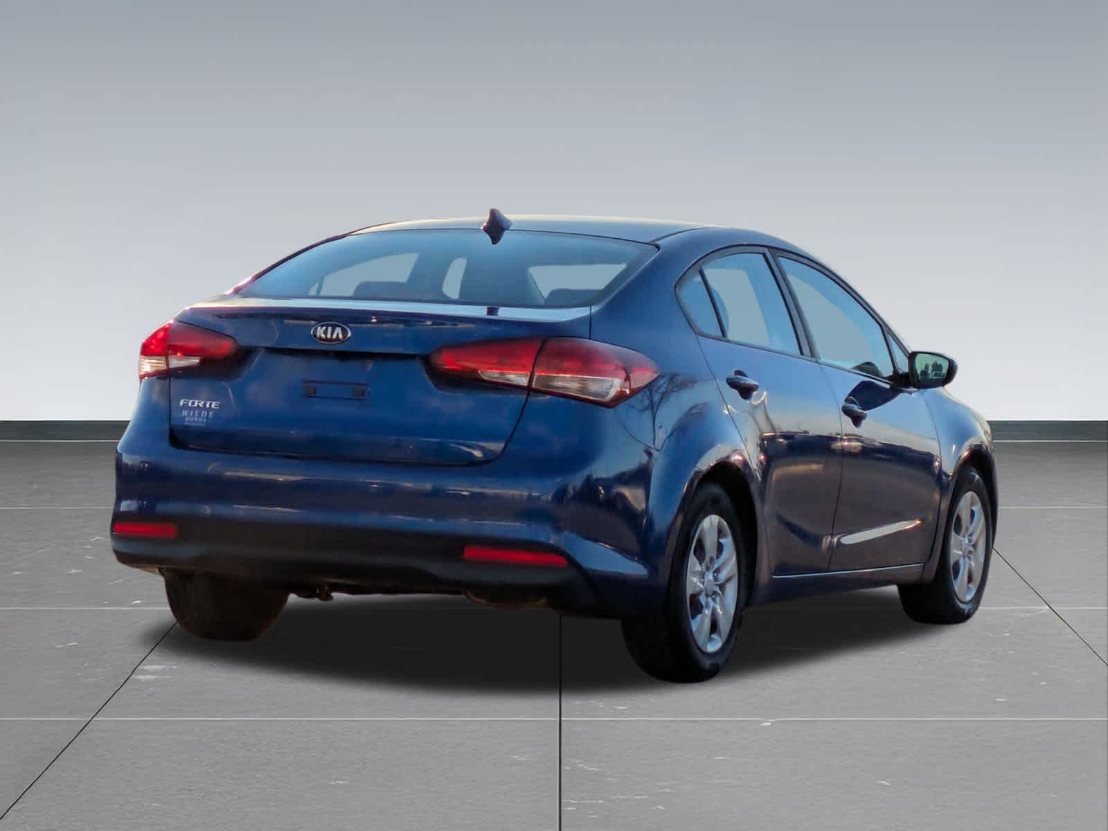 Thumbnail: 2018 Kia Forte - 6