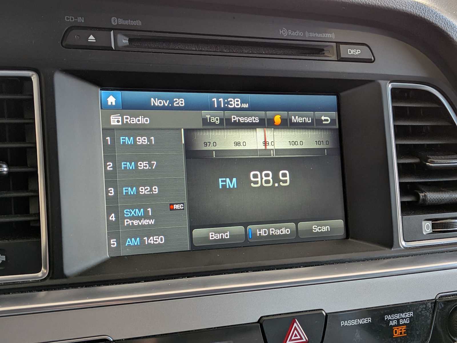 Thumbnail: 2016 Hyundai Sonata - 26