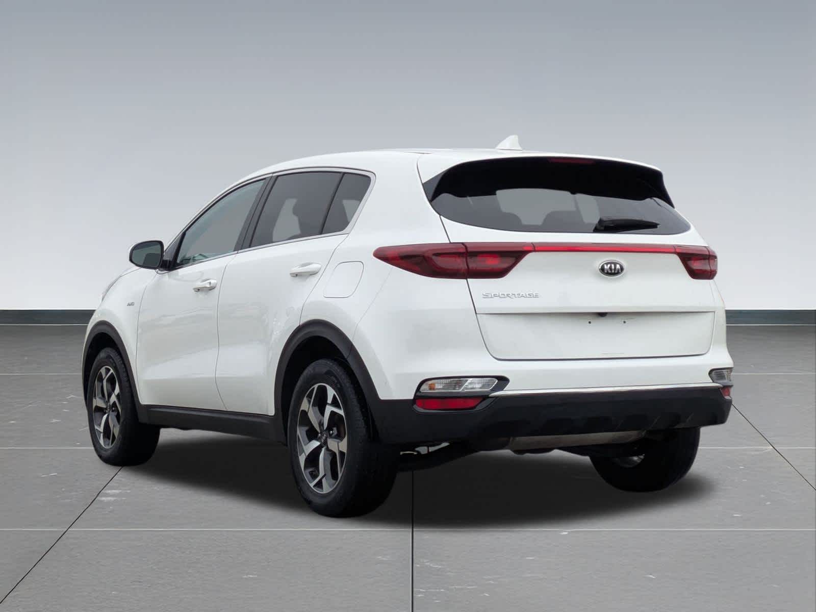 Thumbnail: 2020 Kia Sportage - 4