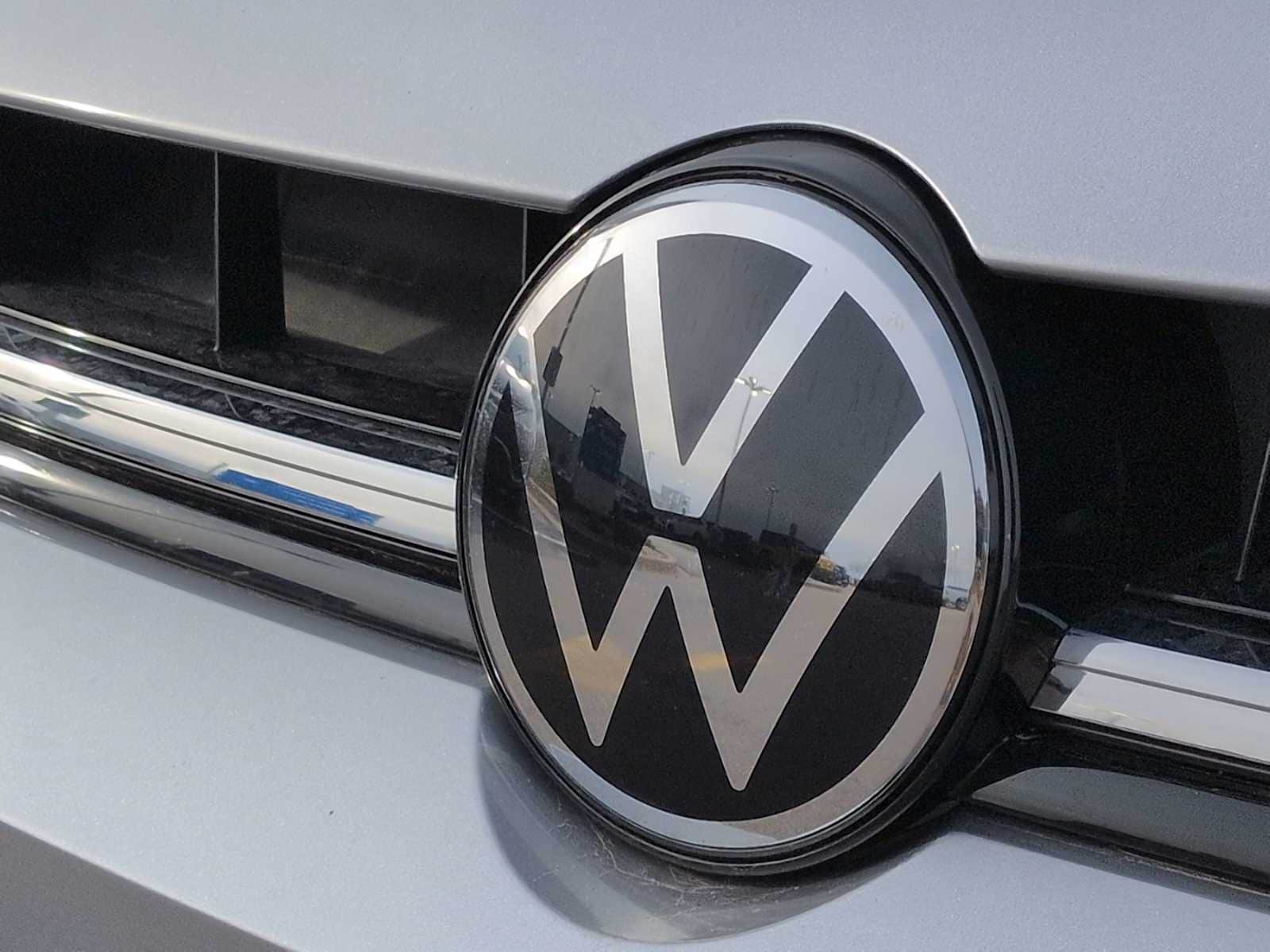 Thumbnail: 2025 Volkswagen Jetta - 13