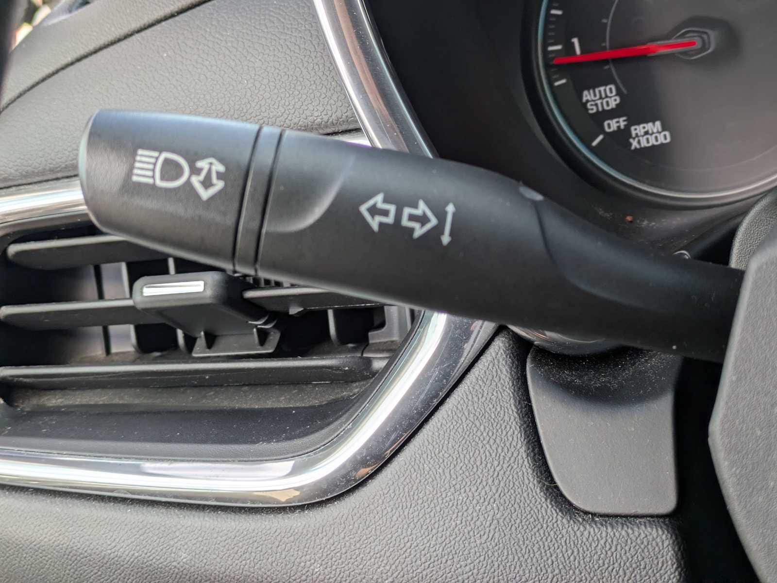 Thumbnail: 2019 Chevrolet Equinox - 25