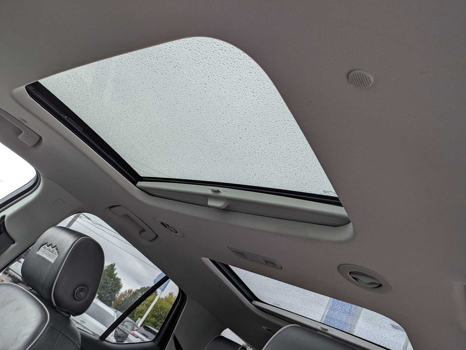 Thumbnail: 2020 Chevrolet Traverse - 18