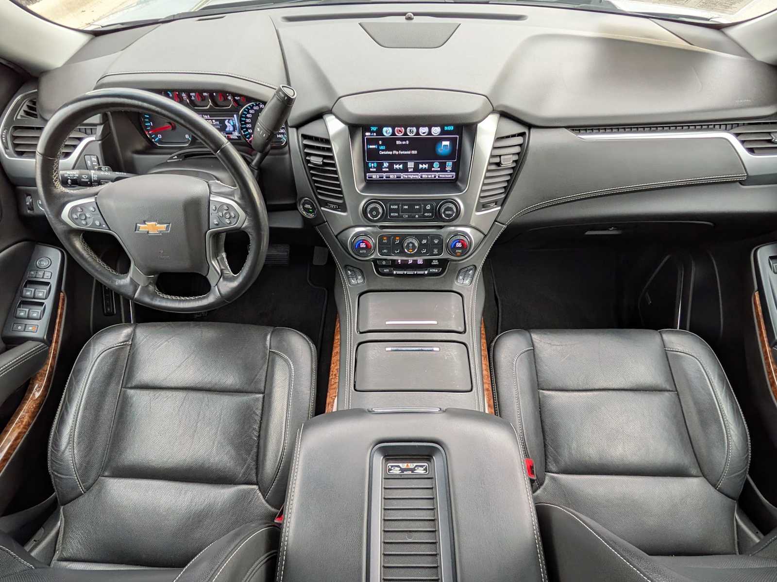 Thumbnail: 2019 Chevrolet Suburban - 21