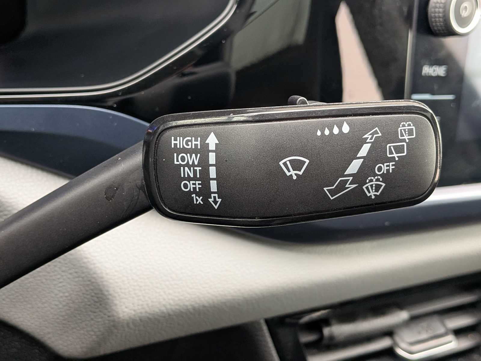 Thumbnail: 2022 Volkswagen Taos - 26