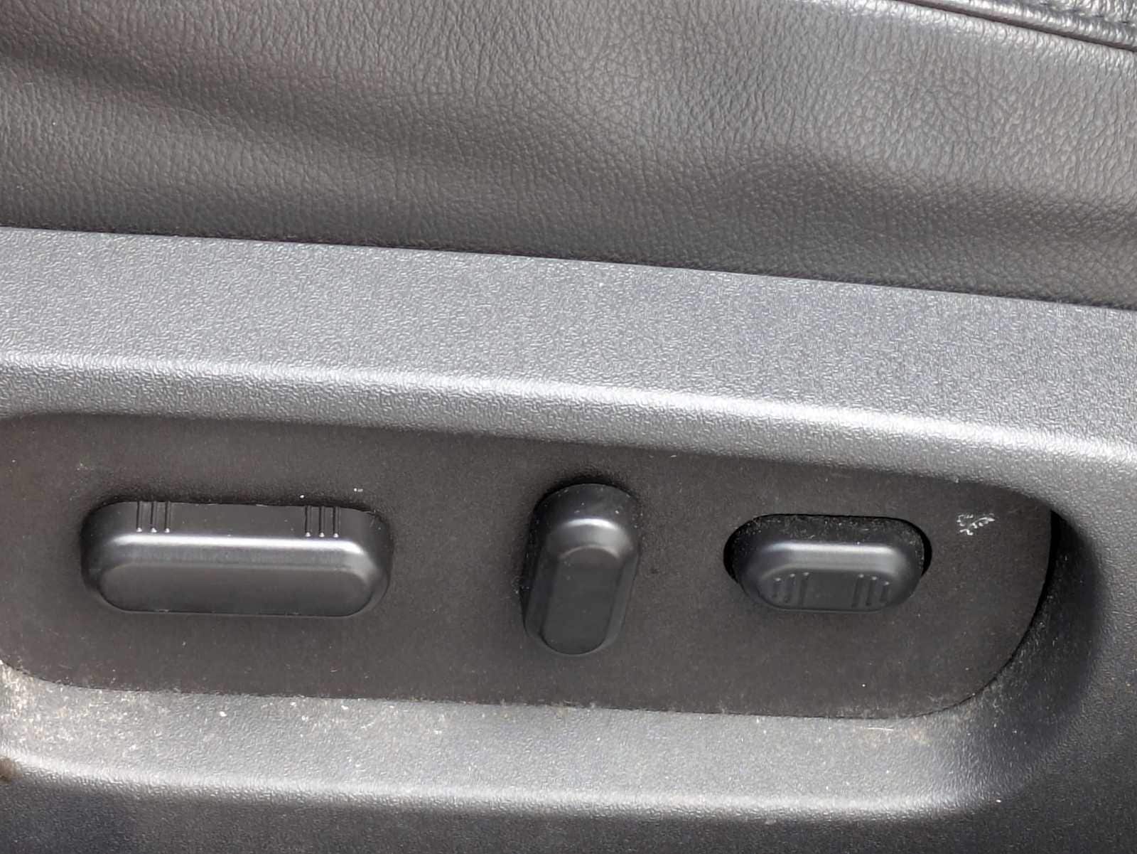 Thumbnail: 2017 Ford Flex - 14