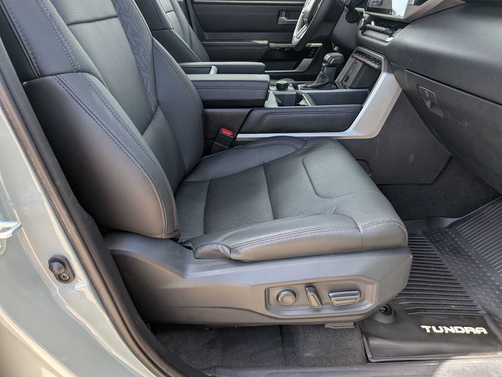 2023 Toyota Tundra Limited - Photo 20