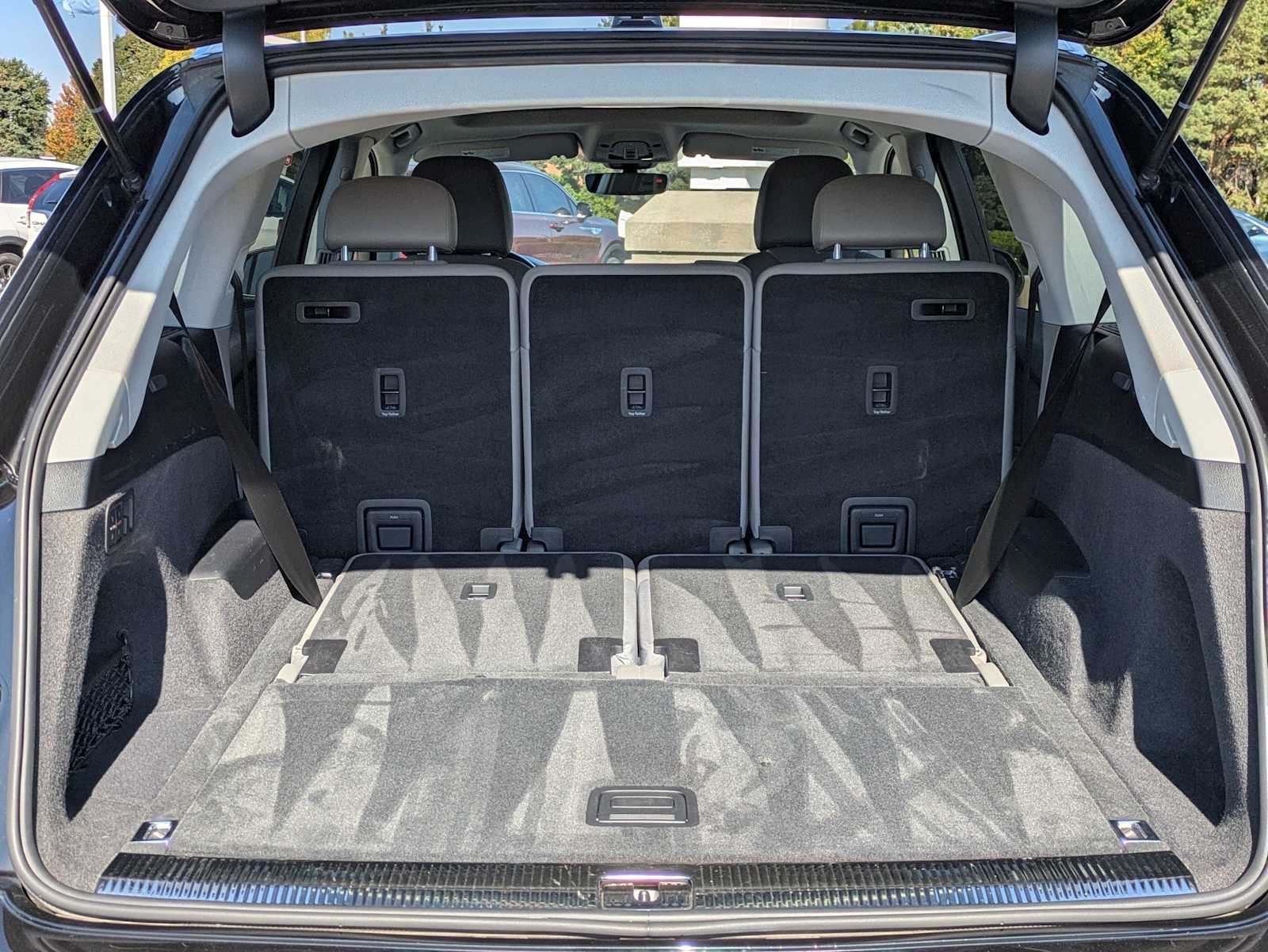 Thumbnail: 2023 Audi Q7 - 35