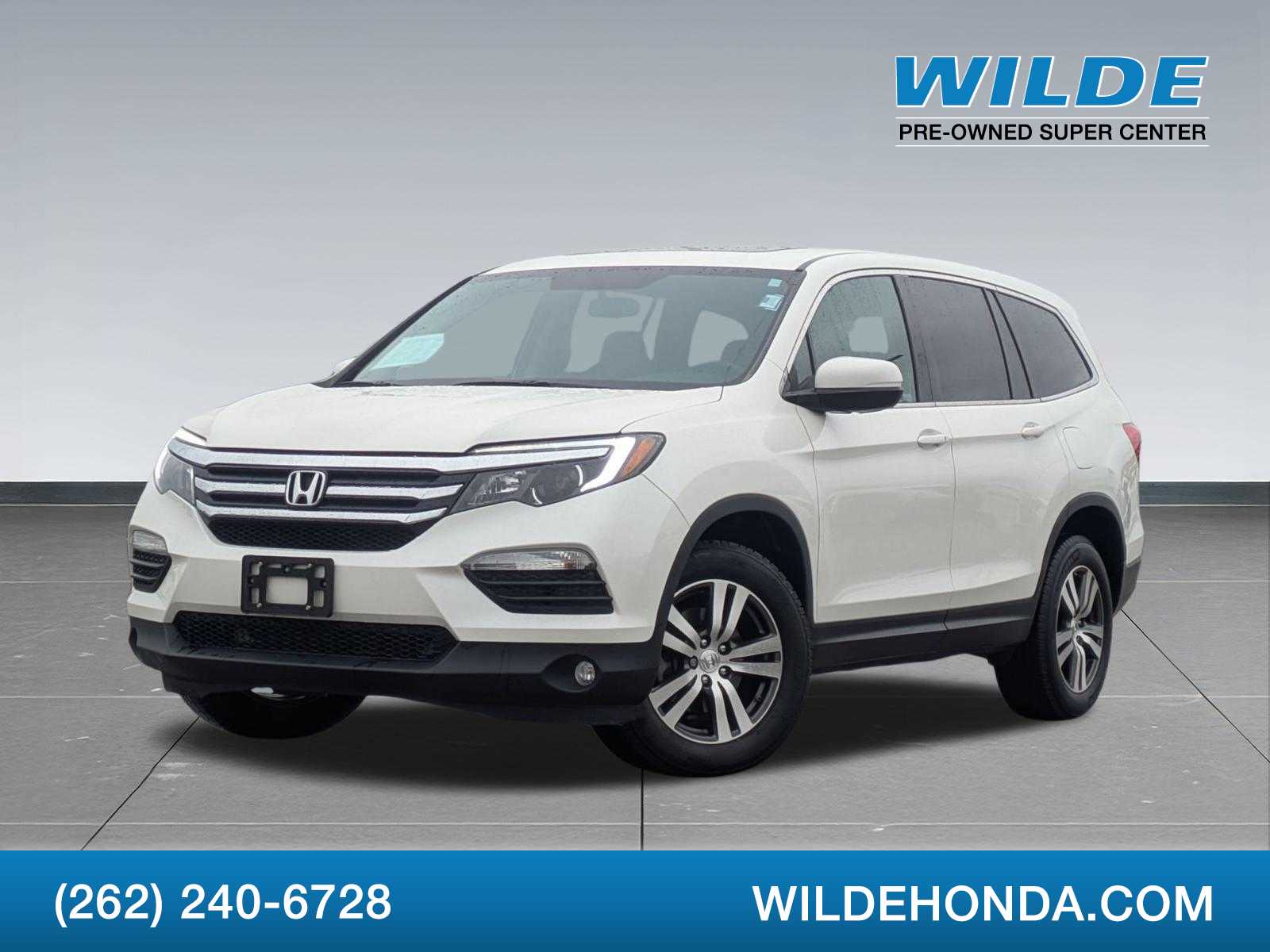 Thumbnail: 2017 Honda Pilot - 1