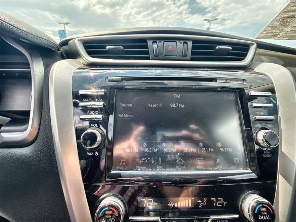 2016 Nissan Murano SV 29