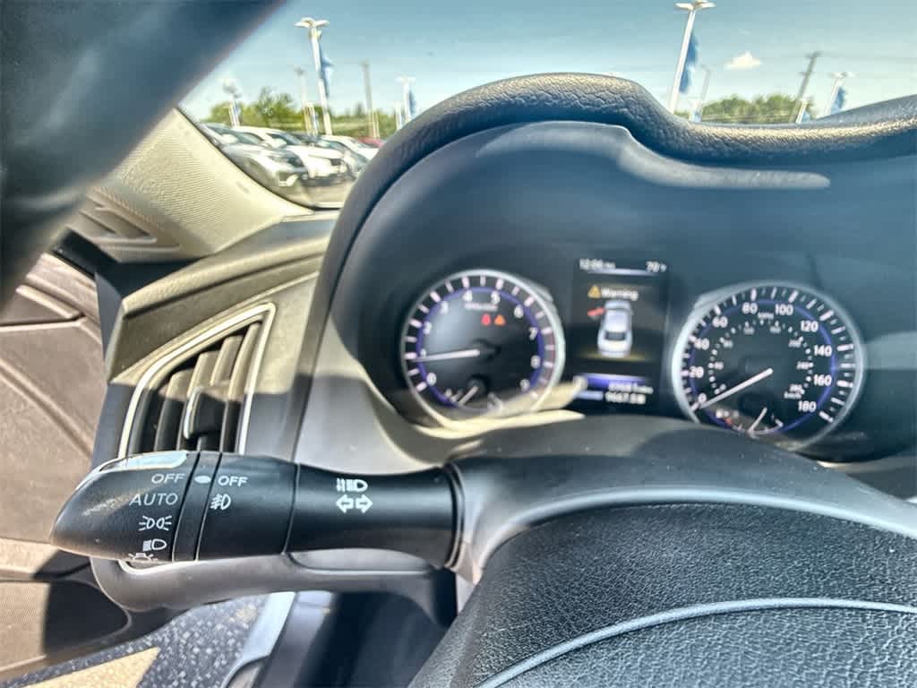 Thumbnail: 2017 INFINITI Q50 - 26