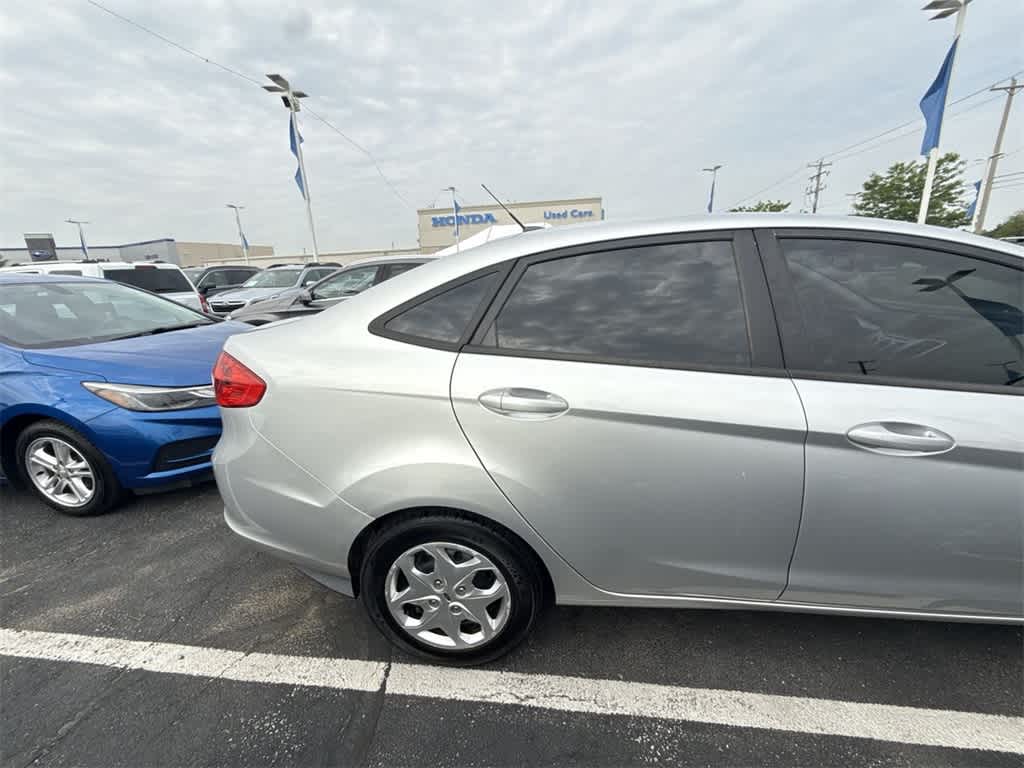 Thumbnail: 2013 Ford Fiesta - 6