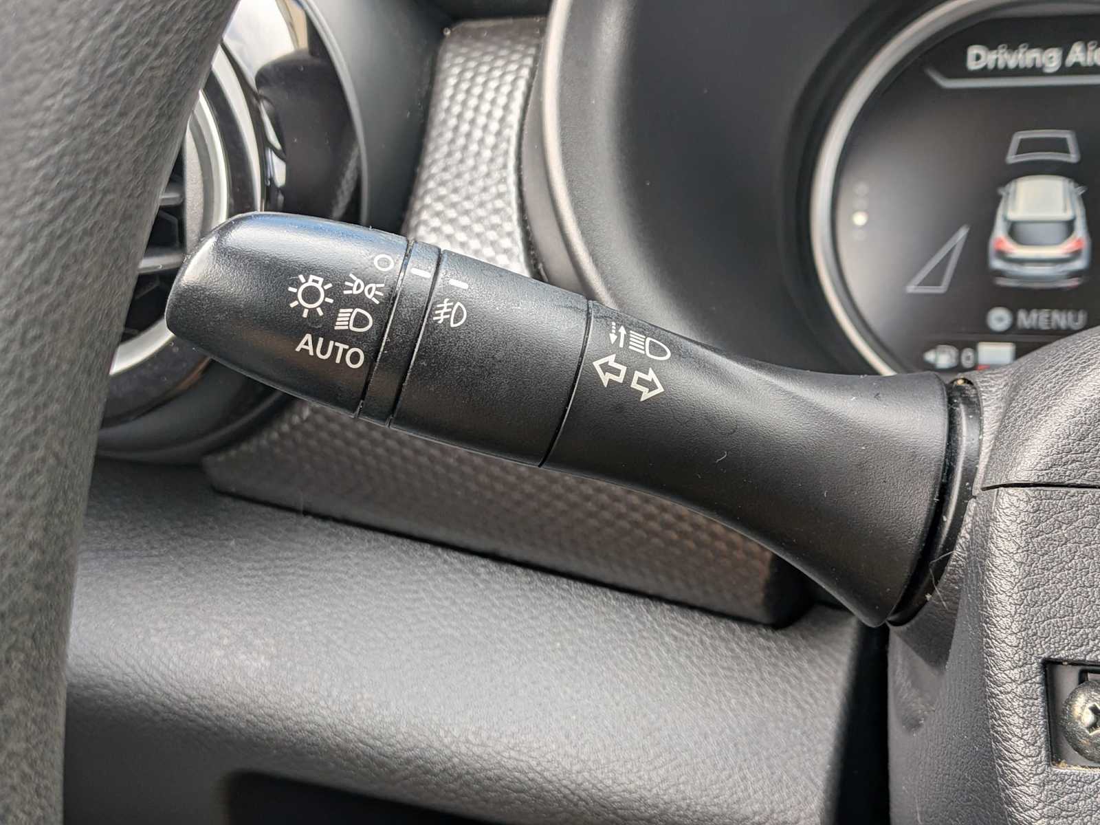 Thumbnail: 2020 Nissan Kicks - 25