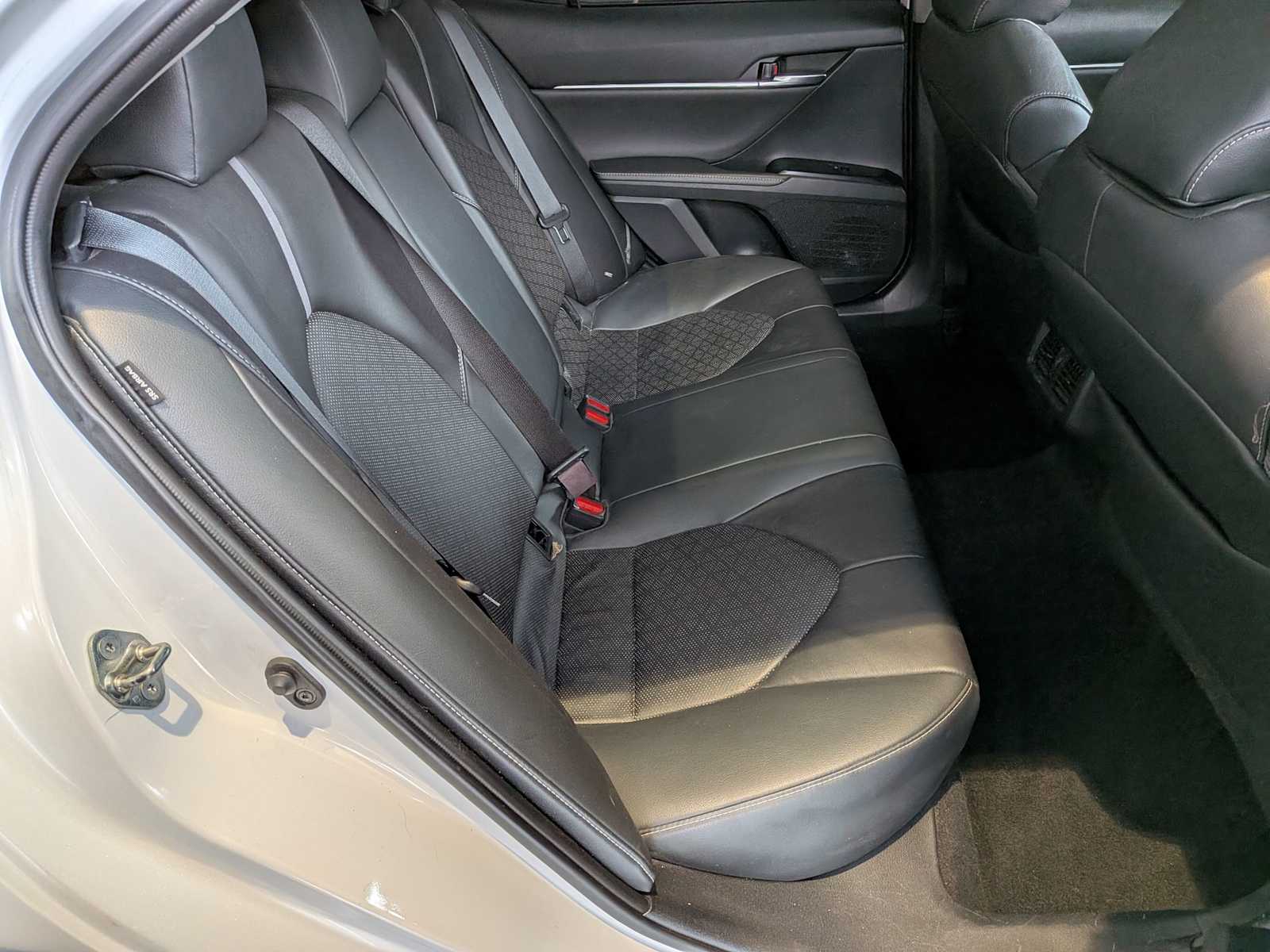 Thumbnail: 2019 Toyota Camry - 19