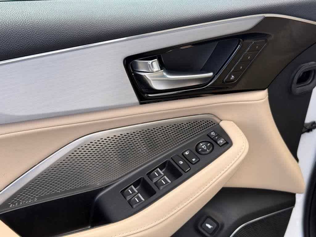 Thumbnail: 2023 Acura MDX - 16