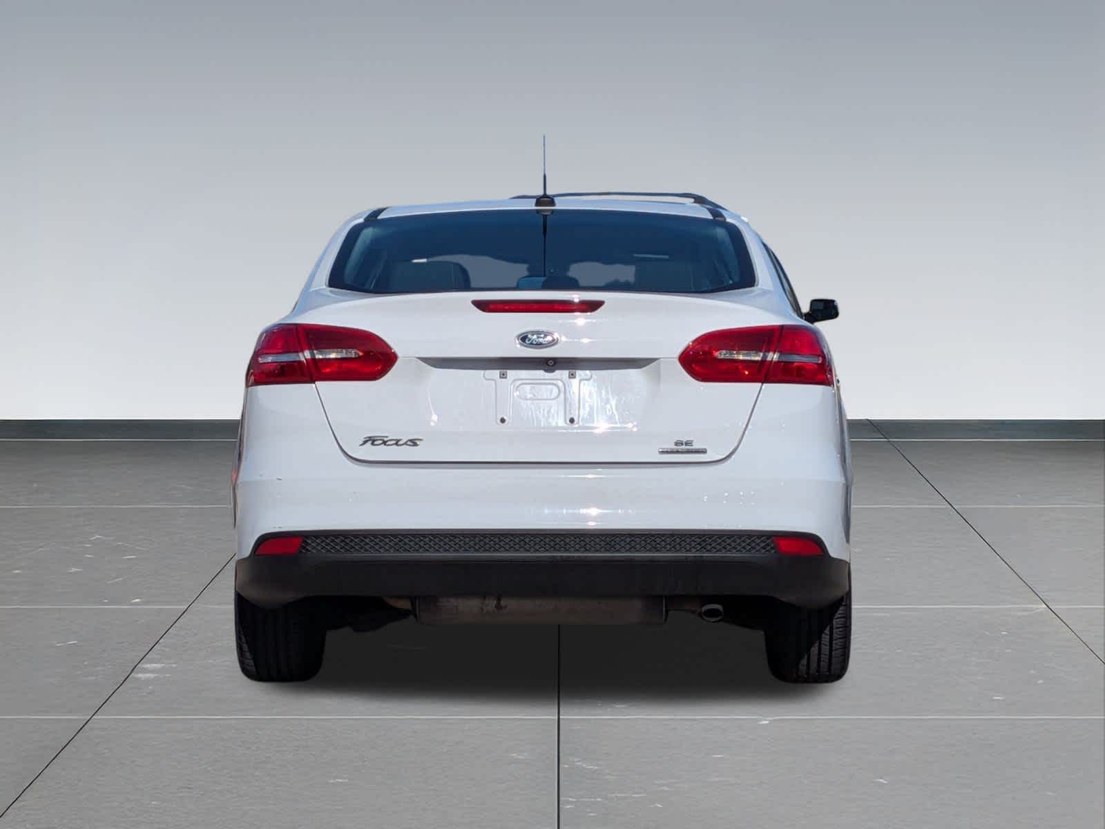 Thumbnail: 2016 Ford Focus - 5