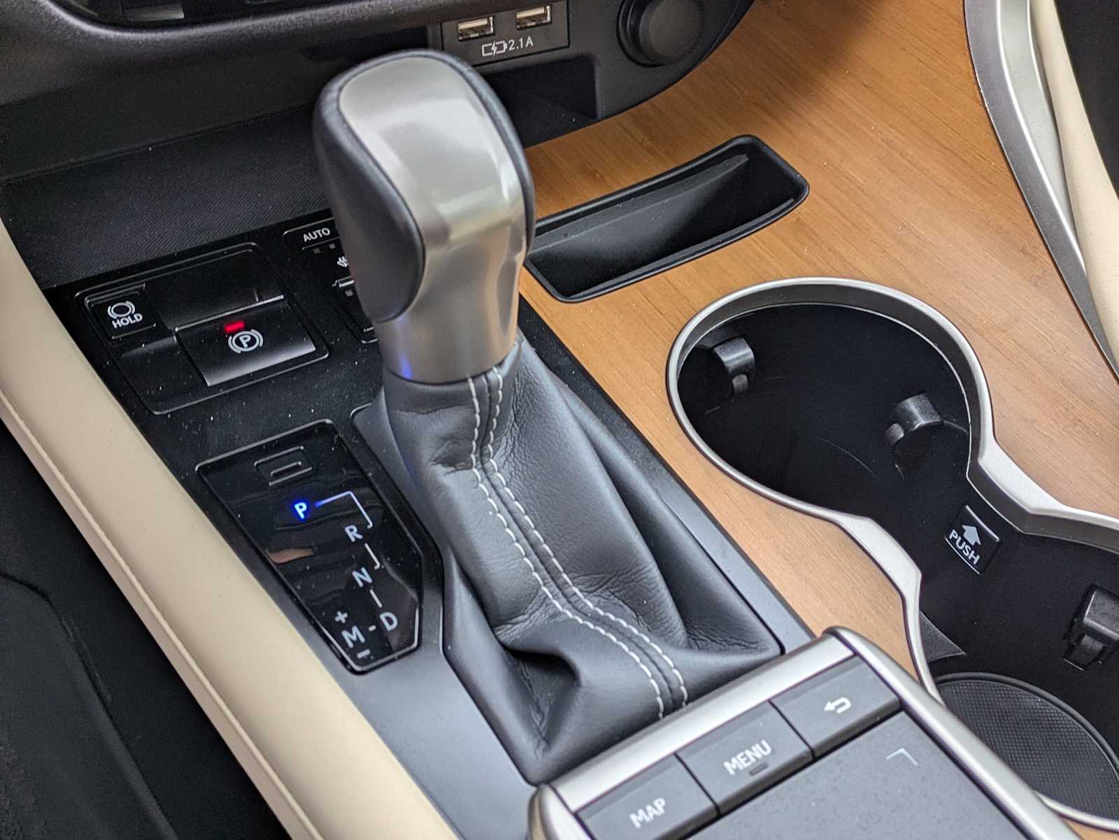 Thumbnail: 2022 Lexus RX - 32