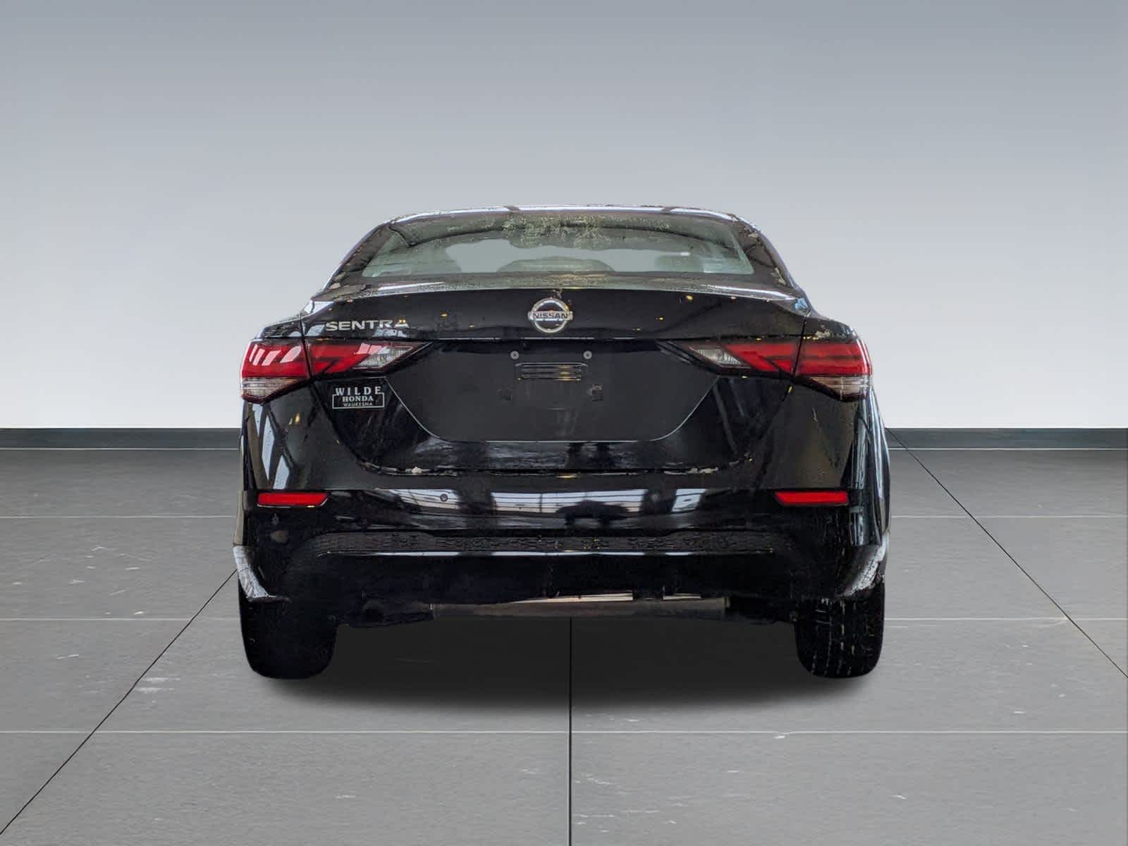 Thumbnail: 2022 Nissan Sentra - 5